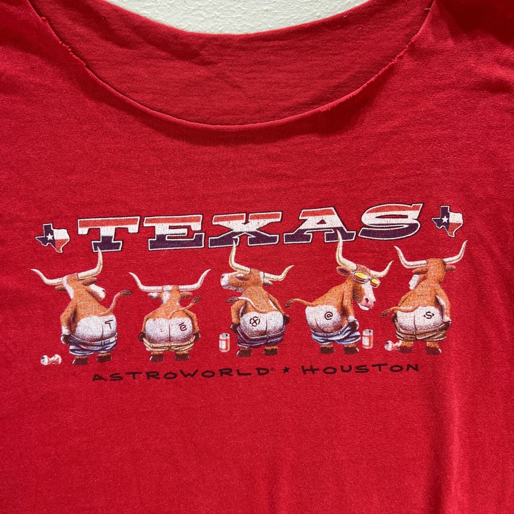 VTG Astroworld Houston TX Amusement Park Men‎ XL T Shirt Red Longhorn Cut Neck